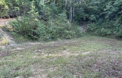 204 Hughes Hollow Rd, Vonore, TN 37885