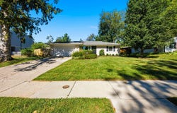 3475 Greentree Road, Lexington, KY 40517