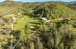 1884 S Obenchain Road, Eagle Point, OR 97524
