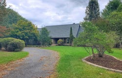 150 Forest Hill View, Lexington, VA 24450