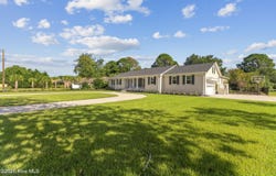 310 Bretonshire Road, Wilmington, NC 28405
