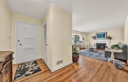 3634 Larson Ln, Roanoke, VA 24018