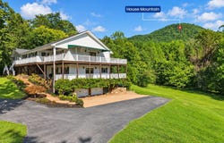 8414 Bud Hawkins Rd, Corryton, TN 37721