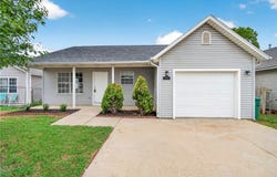 1106 S E Street, Rogers, AR 72756
