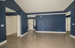 2306 HARDING St, SweetHome, OR 97386