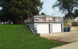 154 1st Ave., Ashton, IA 51232