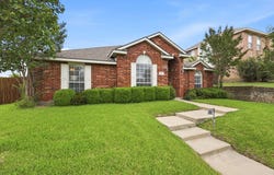 2501 Saddlehorn Drive, Mesquite, TX 75181