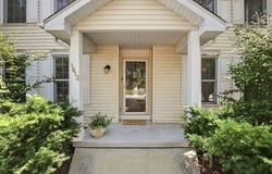 1613 Locust Road, Morris, IL 60450