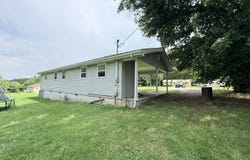 2701 Baseline Rd, Jamestown, TN 38556