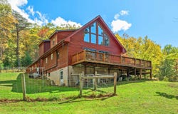 65 CUBBLEY RD, HOT SPRINGS, VA 24445