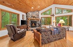 8644 BOETTCHER RD, Eagle River, WI 54562