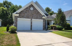 120 Snowdrop Road, Egg Harbor Township, NJ 08234