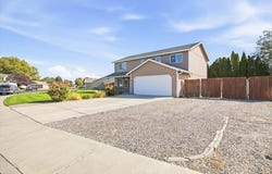 201 W 48th Ave, Kennewick, WA 99337