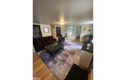 110 S 4th St, Klemme, IA 50449