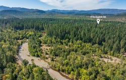 Rockydale Road, Cave Junction, OR 97523