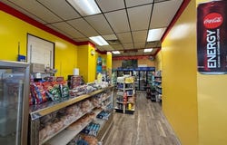 208 Snell St, Fall River, MA 02721