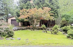 2143 Rosemont Drive, Tobyhanna, PA 18466