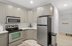 166 Oak Harbor Drive, Camdenton, MO 65020