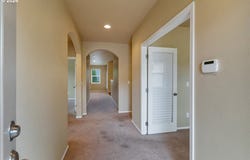 911 IKE MOONEY Rd, Silverton, OR 97381