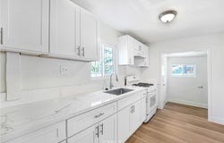 715 E 87th Place, Los Angeles, CA 90002