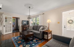 122 Austin St, Newton, MA 02460