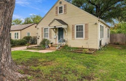922 S Rutan Ave, Wichita, KS 67218-2397