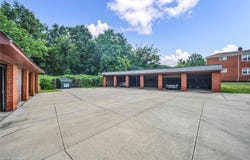 885 S Green Road, South Euclid, OH 44121