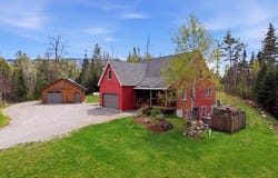 39 Stoney Brook Road, Londonderry, VT 05148