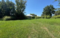 707 Grant St, Spickard, MO 64679