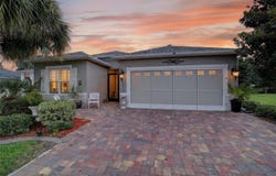 10212 JULIA ISLES Avenue, OXFORD, FL 34484