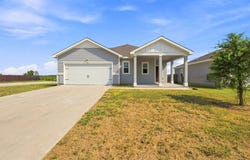 275 Shiro Dr, Kyle, TX 78640