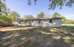 7777 Jayson Street, Birch Tree, MO 65438