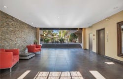 970 Palm, West Hollywood, CA 90069
