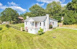 2812 Webster Rd, Blue Ridge, VA 24064