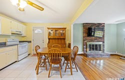19 Oak Street, Wallingford, CT 06492