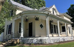 438 E Washington Street, Marshfield, MO 65706
