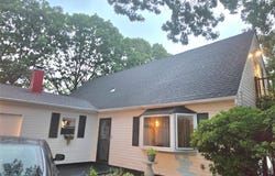 41 Fig Street, Central Islip, NY 11722