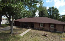 802 W 25th Street, Cameron, TX 76520