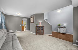 1340 Evergreen Lane, Pingree Grove, IL 60140