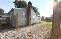 621 Della Road, Columbus, IN 47203