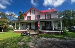 739 General Puller Highway, Saluda, VA 23149