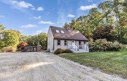 196 Fordway Extension, Derry, NH 03038