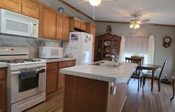 228 Pin Oak Circle, Elyria, OH 44035