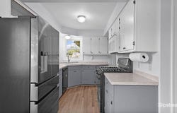 7576 12th Avenue, Jenison, MI 49428
