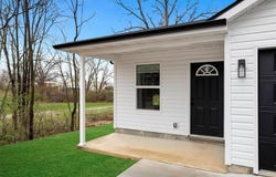 4 Hibbard St, St Clair, MO 63077