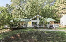 3672 W Hougham Drive, Trafalgar, IN 46181