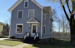 1222 E Porter Street, Albion, MI 49224