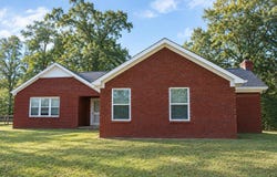 135 CEDAR LANE Dr, Winfield, AL 35594