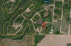 ADAMS Drive, ALFORD, FL 32420