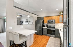 1812 S Monticello Ave, Sioux Falls, SD 57106
